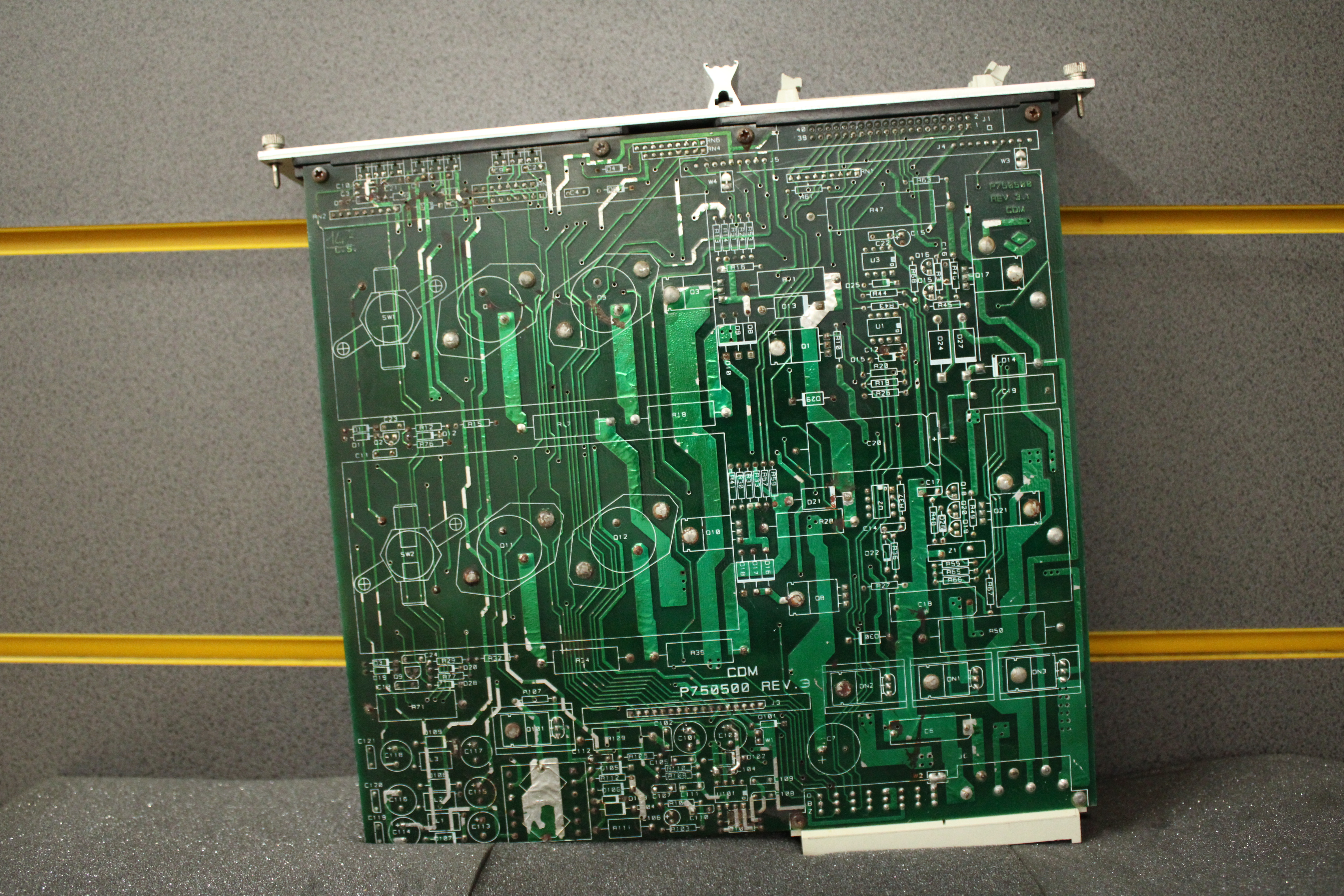 CDM ROVELLA H.V.-M.V.-I.P.S. CDM P750500 REV. 3.1 - Vista Lateral | CDM Rovella CDM P750500 REV. 3.1